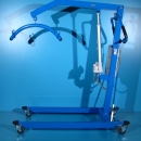 Macara pentru ridicarea si transportul pacientilor