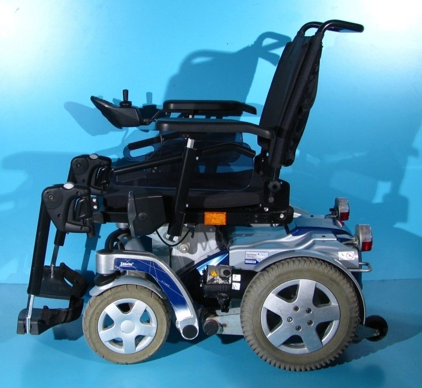 Carucior electric Invacare Storm 4 – 6 km h