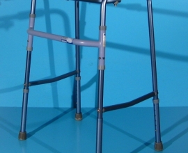 Cadru pentru mers din aluminiu – Invacare