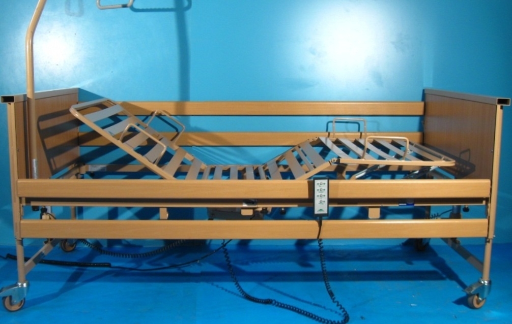 Pat electric pentru ingrijire pacienti cu trei sectiuni Burmeier