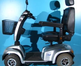 Scuter electric varstnici Invacare Orion