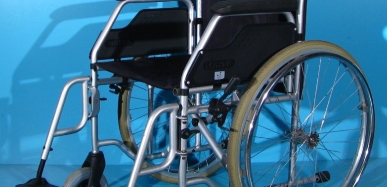 Scaun cu rotile  Meyra