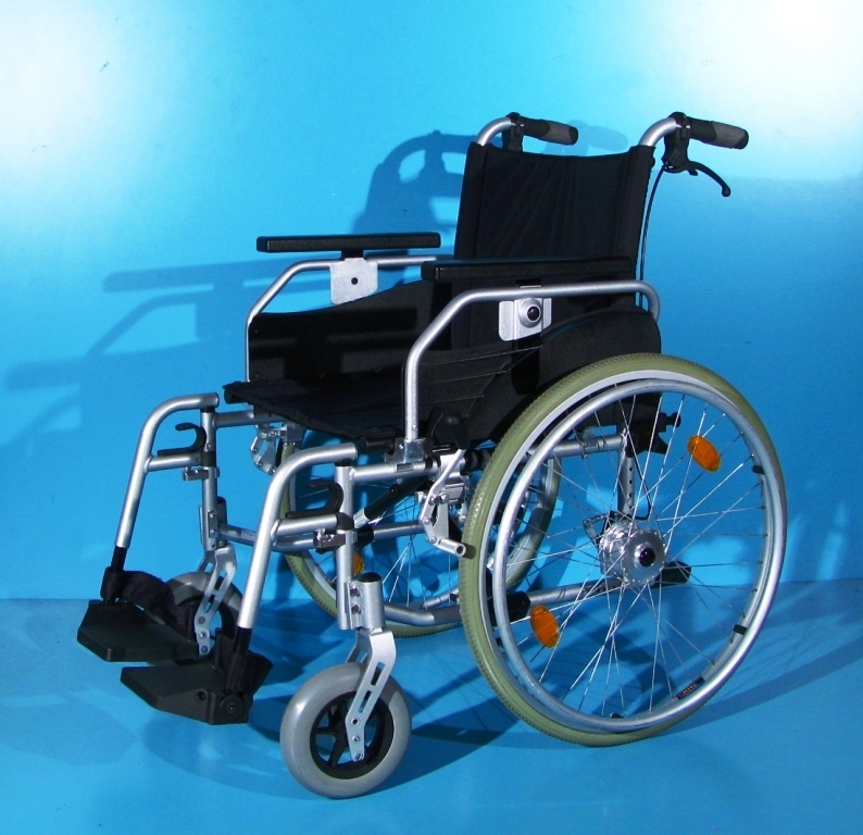 Scaun cu rotile din aluminiu  Primus ML