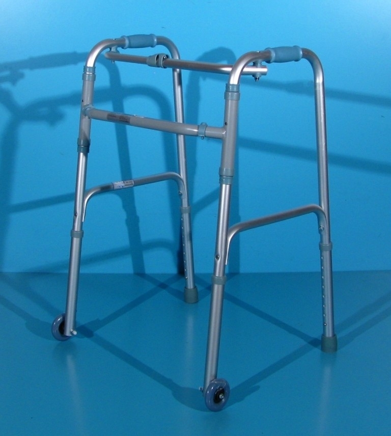 Cadru pentru mers cu 2 roti din aluminiu