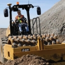 Închiriere Compactor cu Picior de Oaie