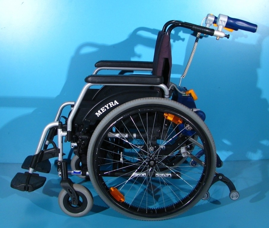 Carucior electric pliabil AAT V-Max / Meyra