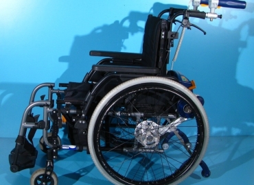 Carucior electric pliabil invalizi AAT V-Max   Sopur