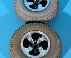 Roata originala cu cauciuc si camera pentru 13×5.00-6