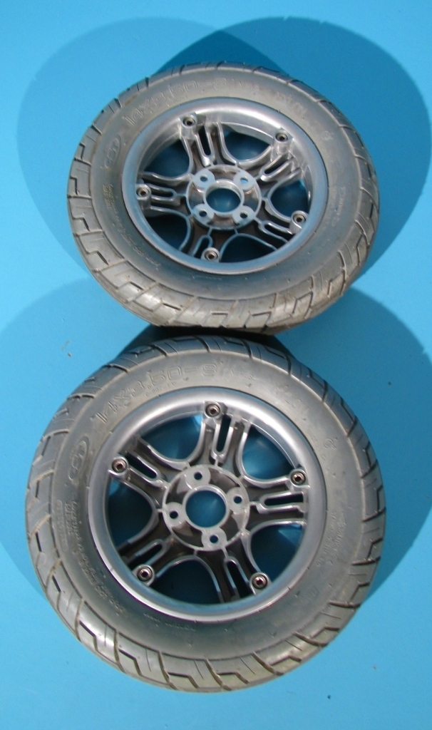 Roata cu cauciuc plin carucior electric 14 X 3.50-8