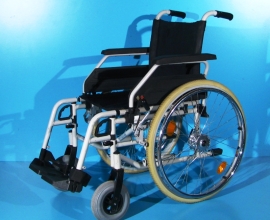 Scaun cu rotile invalizi B+B – latime sezut 42 cm
