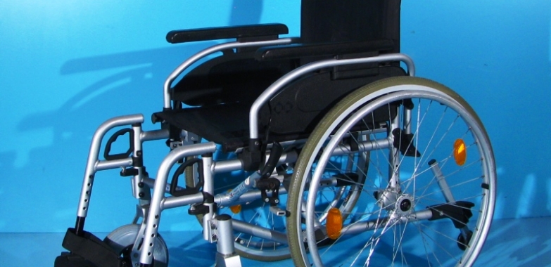 Scaun cu rotile invalizi – Germania B+B