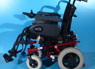 Carucior electric invalizi  Germania Quickie Tango