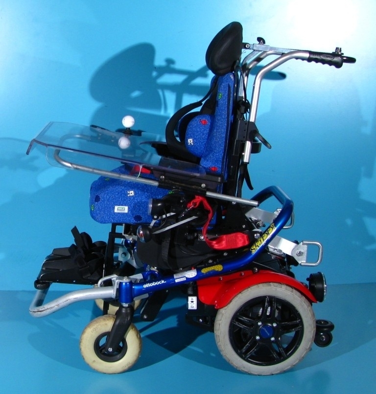 Carucior electric pentru copii  Otto Bock Skippi – 3 km/h