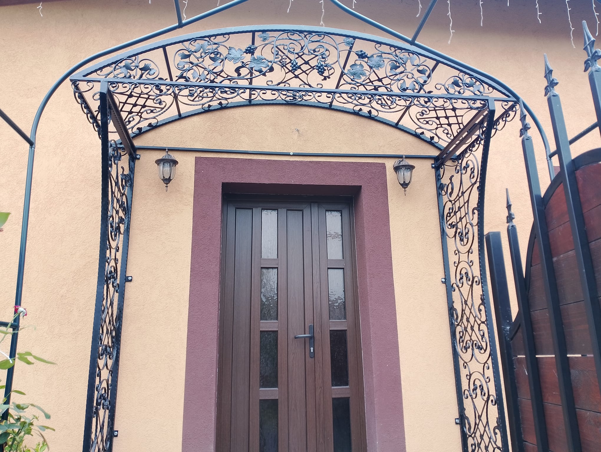 Executam lucrari si restaurari fier forjat