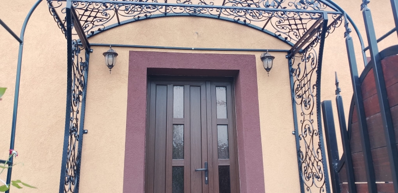 Executam lucrari si restaurari fier forjat