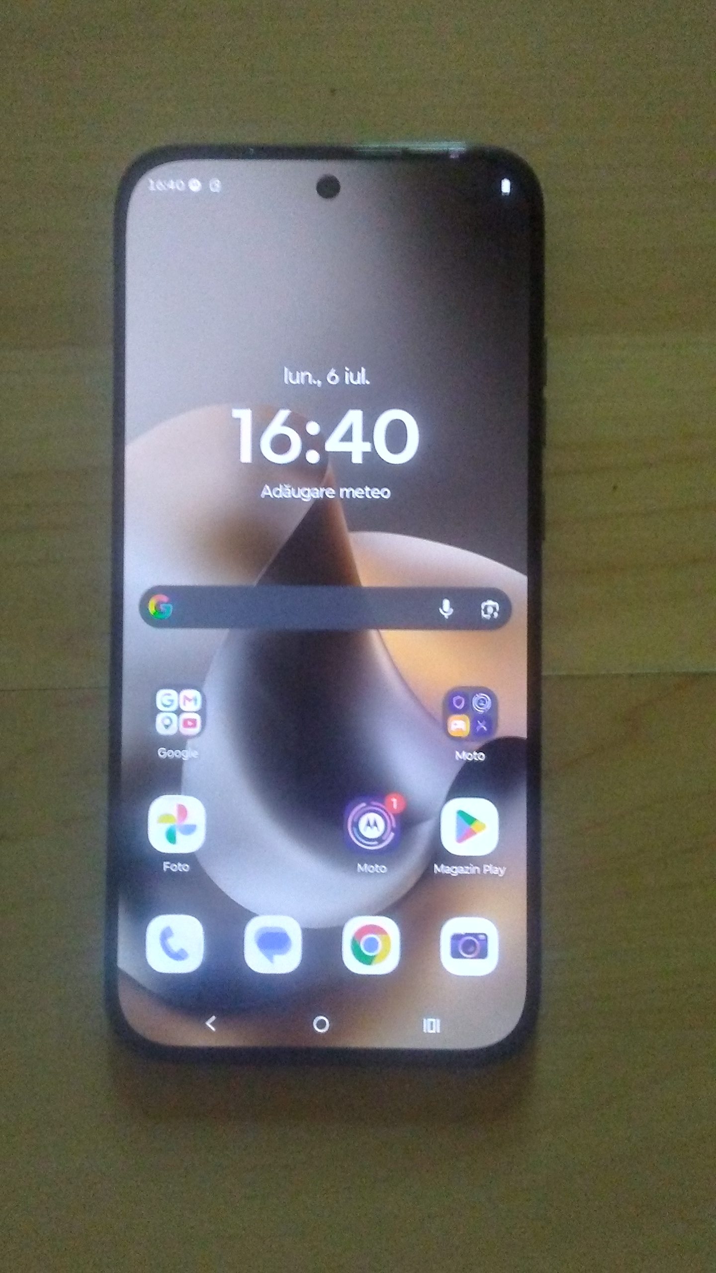Motorola G77, 256GB, 8GB RAM, 5G, Black Olive Garanție 2 ANI! Pret negociabil.