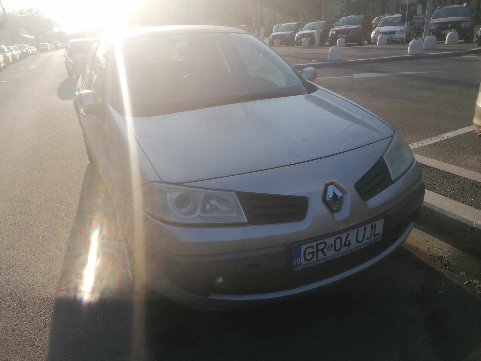 Renault Megane 2 motor 1,5 DCI din 2006 140000 KM 2200€