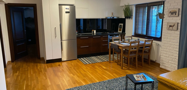 Vând apartament 3 camere semidecomandat, Otopeni, Direct Proprietar
