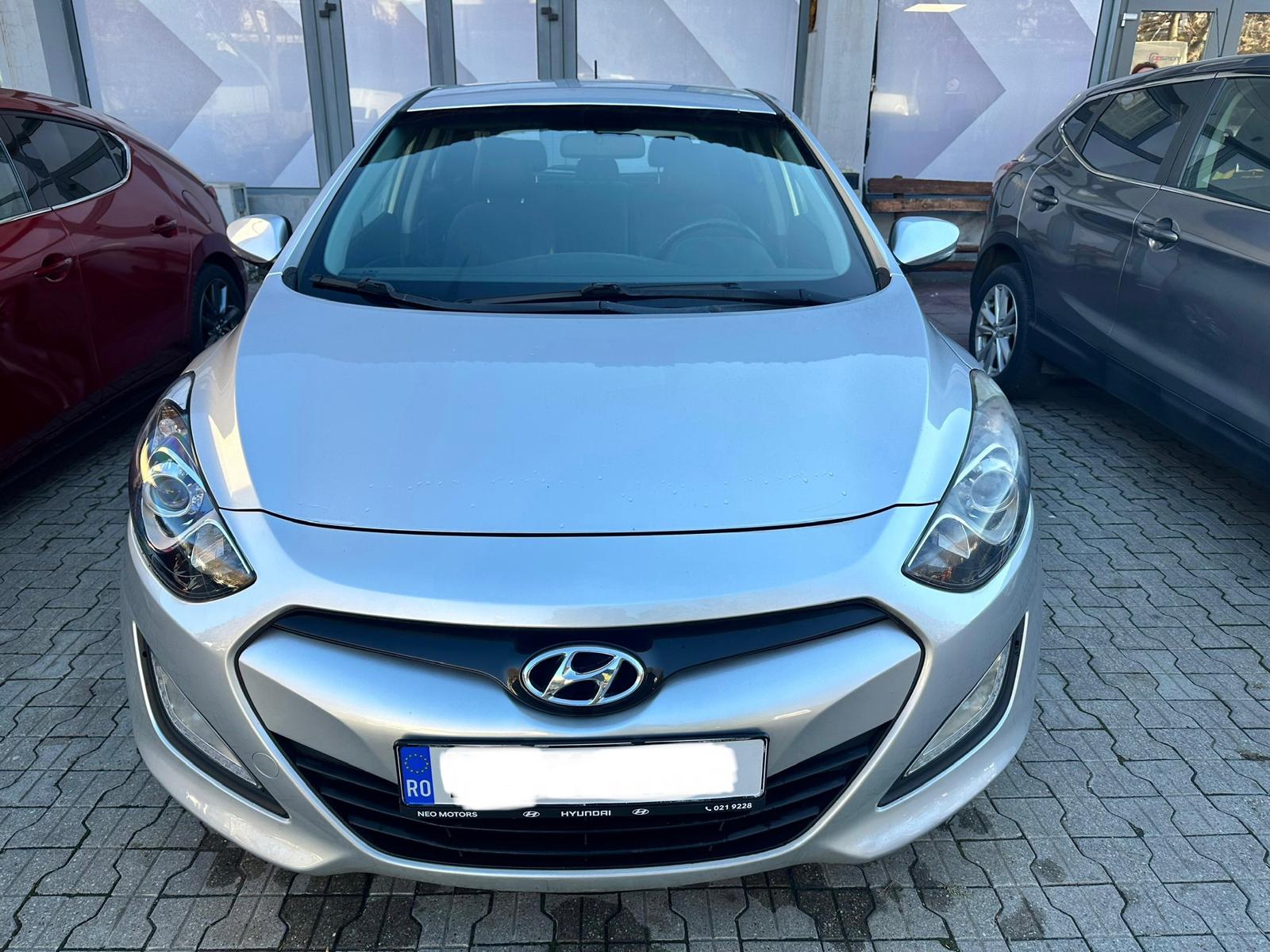 HYUNDAI i30, 2012, 1.6 benzina – o masina BUNA! full option. 5 250 € – Preț negociabil