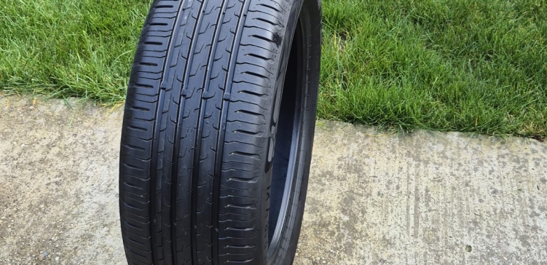 Vând anvelope vară Continental EcoContact 6 – 215/50 R18 96V XL