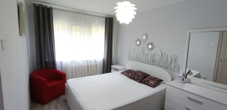 Apartament cu 2 camere de închiriat – 54 mp, etaj 1 – Podu de Piatra