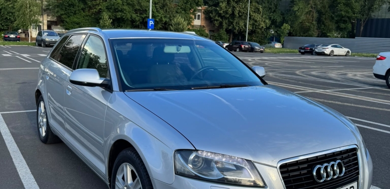 Audi A3 Sportback facelift, an fabricație 2012, motor 1.2 TFSI, manuala