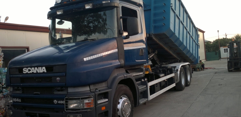 Închiriere Autocamion cu Sistem Abroll-Kipper